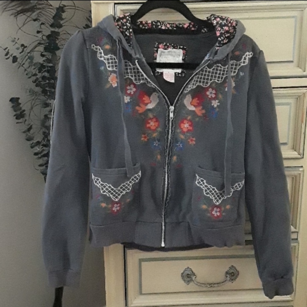 Last chance* Flying Tomato boho embroidered hoodie